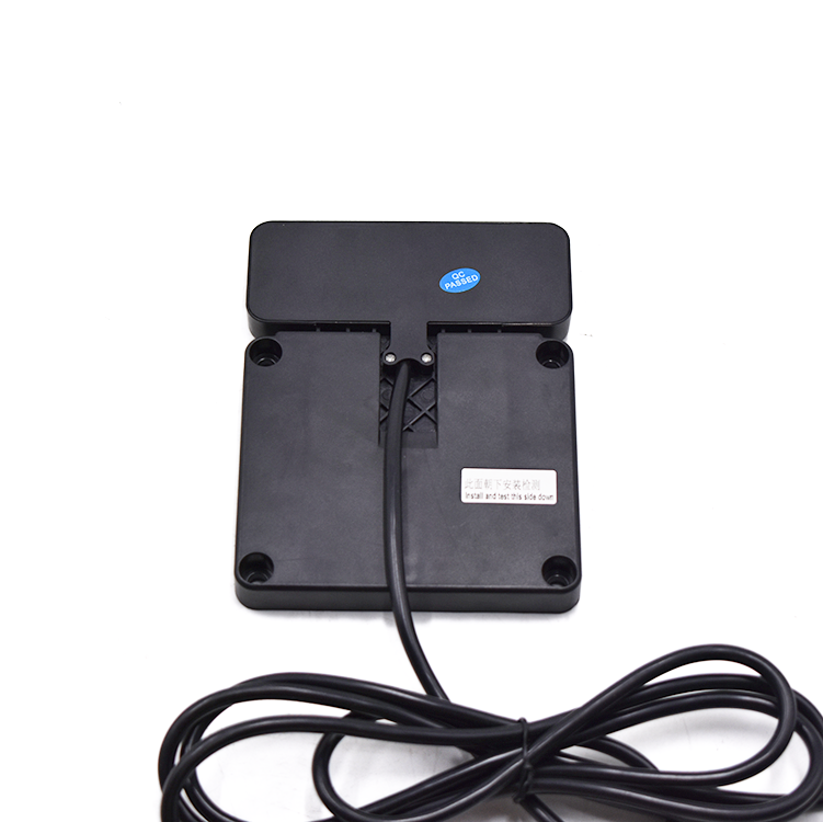 touchable and stretchable handset controller